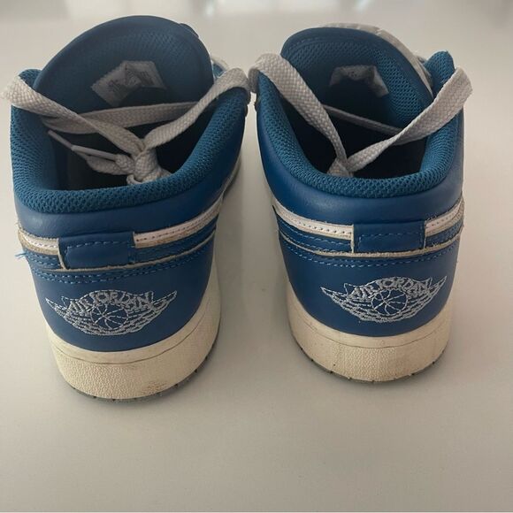 Nike KIDS AIR JORDAN 1 LOW SE 'INDUSTRIAL BLUE 6.5Y - Picture 14 of 16
